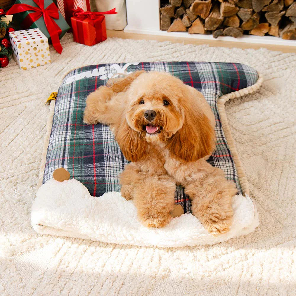 FUNNYFUZZY Christmas Stocking Cozy Pet Sleeping Bag Dog Bed – SantaNap